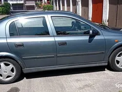 Niebieski Używany 1998 Opel Astra Hatchback | 1500 zł (Dobra cena)