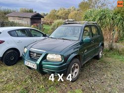 Zielony Używany 2000 Suzuki Grand Vitara SUV | 4900 zł
