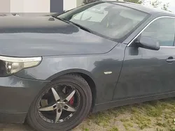 Szary Używany 2003 BMW 530 Sedan/Limuzyna | 13 500 zł (Uczciwa cena)
