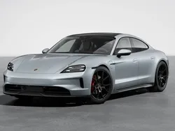 Dolomite silver metallic Nowe 2024 Porsche Taycan 4S Sedan/Limuzyna | 751 455 zł