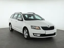 Biały Używany 2015 Skoda Octavia Kombi | 35 999 zł (Uczciwa cena)
