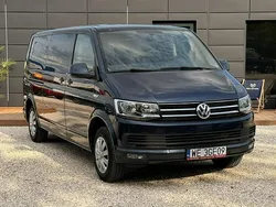 Niebieski ciemny (metalik) Używany 2016 VW Caravelle Minivan | 108 800 zł (Dość drogi)