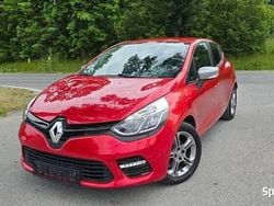 Czerwony Używany 2016 Renault Clio IV LIMITED Sedan/Limuzyna | 28 999 zł (Uczciwa cena)