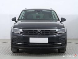 Szary Używany 2022 VW Tiguan SUV | 102 999 zł (Uczciwa cena)