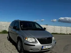 Srebrny Używany 2007 Chrysler Voyager Minivan | 9000 zł