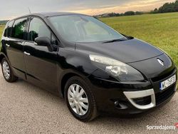 Czarny Używany 2011 Renault Scénic III Minivan | 14 900 zł (Uczciwa cena)