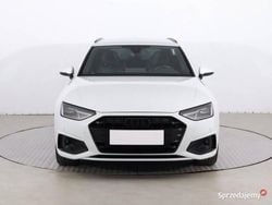Biały Używany 2020 Audi A4 Kombi | 91 499 zł (Dość drogi)