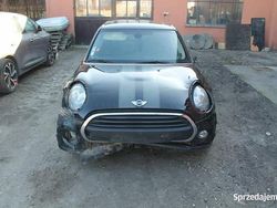 Czarny Używany 2016 Mini ONE Hatchback | 10 900 zł