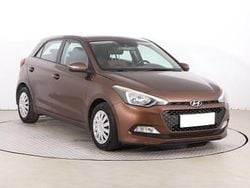 Brązowy Używany 2015 Hyundai i20 Hatchback | 19 999 zł (Uczciwa cena)