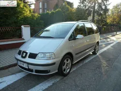 Srebrny (metalik) Używany 2003 Seat Alhambra Minivan | 11 900 zł (Uczciwa cena)