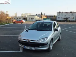 Srebrny Używany 2002 Peugeot 206 Hatchback | 8400 zł