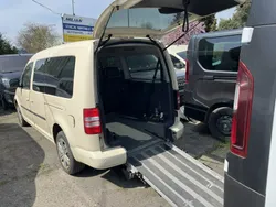 Kremowy Używany 2015 VW Caddy Minivan | 19 900 zł (Dość drogi)