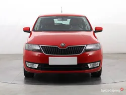 Czerwony Używany 2015 Skoda Rapid Hatchback | 30 999 zł (Uczciwa cena)