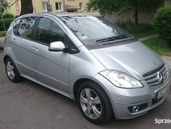 Srebrny Używany 2009 Mercedes A180 Avantgarde Minivan | 9900 zł (Super Cena)