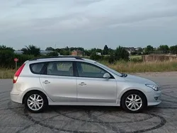 Srebrny Używany 2011 Hyundai i30 Kombi | 16 000 zł (Uczciwa cena)