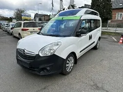 Biały Używany 2016 Opel Combo Minivan | 25 900 zł