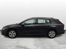 Szary Używany 2021 VW Golf VIII Life Kombi | 62 900 zł (Uczciwa cena)