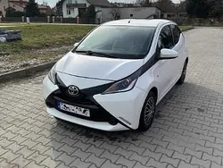 Biały Używany 2015 Toyota Aygo Hatchback | 29 000 zł