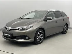Brązowy Używany 2018 Toyota Auris Comfort Kombi | 59 900 zł (Dobra cena)