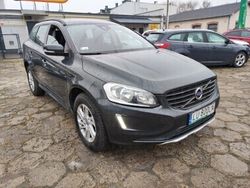 Szary Używany 2017 Volvo XC60 SUV | 69 900 zł