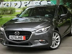 Grafitowy (metalik) Używany 2017 Mazda 3 Hatchback | 58 555 zł (Uczciwa cena)