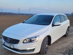 Biały Używany 2018 Volvo V60 Kombi | 64 900 zł (Super Cena)