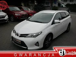 Biały Używany 2015 Toyota Auris Kombi | 34 900 zł (Uczciwa cena)