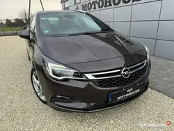 Brązowobeżowy Używany 2016 Opel Astra Sport Kombi | 46 900 zł (Drogi)