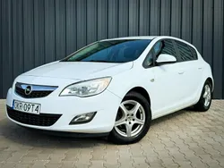 Biały Używany 2011 Opel Astra Hatchback | 12 900 zł (Super Cena)