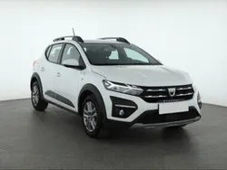 Biały Używany 2022 Dacia Sandero Hatchback | 56 999 zł (Uczciwa cena)