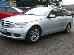 Srebrny Używany 2009 Mercedes C200 Kombi | 24 900 zł (Dość drogi)