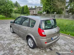 Używany 2008 Renault Grand Scénic II Minivan | 9990 zł