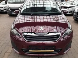 Fioletowy Używany 2015 Peugeot 108 Hatchback | 24 900 zł