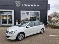 Biały Używany 2016 Peugeot 308 Active Kombi | 35 900 zł (Uczciwa cena)