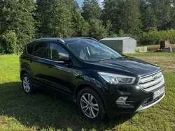 Czarny Używany 2017 Ford Kuga ST-Line SUV | 60 000 zł (Uczciwa cena)