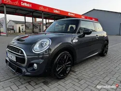 Szary Używany 2017 Mini Cooper S Hatchback | 72 900 zł (Uczciwa cena)