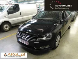 Czarny Używany 2011 VW Passat Sedan/Limuzyna | 44 200 zł (Drogi)