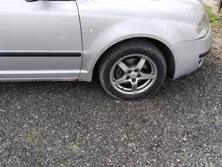 Używany 2003 Skoda Superb | 6000 zł (Dość drogi)