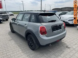 Szary (metalik, perła) Używany 2021 Mini Cooper Hatchback | 29 900 zł