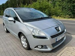 Srebrny Używany 2012 Peugeot 5008 Minivan | 17 500 zł