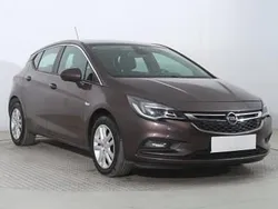 Brązowy Używany 2016 Opel Astra Hatchback | 37 999 zł (Uczciwa cena)