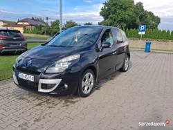Czarny Używany 2011 Renault Scénic III Minivan | 17 900 zł (Uczciwa cena)
