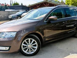 Szary (metalik) Używany 2017 Skoda Octavia Kombi | 39 900 zł (Dobra cena)