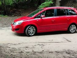 Czerwony Używany 2008 Opel Zafira Minivan | 10 000 zł (Uczciwa cena)