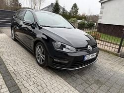Czarny Używany 2016 VW Golf VII R-line Kombi | 37 900 zł (Super Cena)