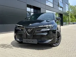 Lakier pastelowy czarny tortora Nowe 2025 Alfa Romeo Junior SUV | 127 259 zł