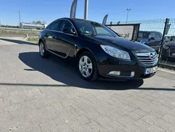 Czarny Używany 2011 Opel Insignia Sedan/Limuzyna | 27 900 zł (Uczciwa cena)