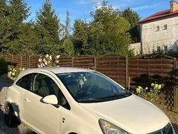 Biały Używany 2010 Opel Corsa Hatchback | 11 900 zł