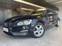 Inny kolor Używany 2013 Volvo V60 Kombi | 33 500 zł (Dobra cena)