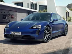 Gentian blue metallic Używany 2023 Porsche Taycan 4S Sport Turismo Sedan/Limuzyna | 399 990 zł
